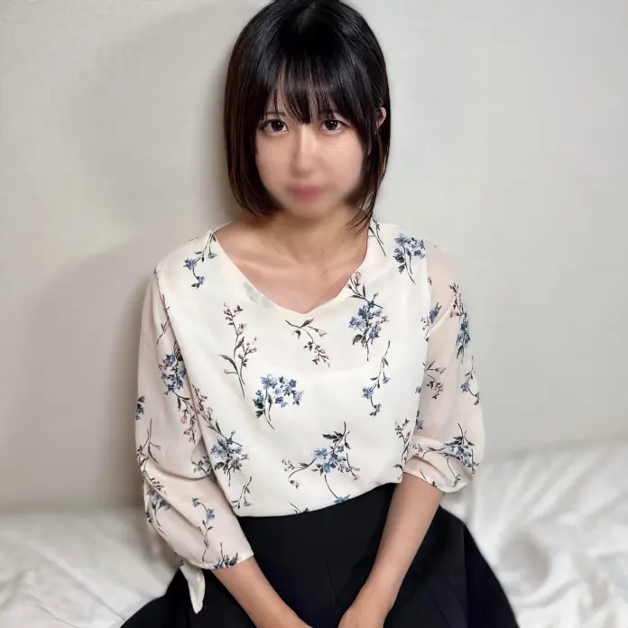 FC2-PPV-4729305 - This is true obedience! [Massive Creampie] The cute girl with an unfortunate dog-like face has an equally submissive personality. Play with her however you like—cuddling, shaming, blowjobs—and shower her